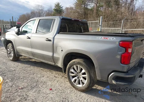 2020 Chevrolet Silverado 1500 4Wd Short Bed Custom z USA, uszkodzony, nr VIN 1GCPYBEK3LZ191443